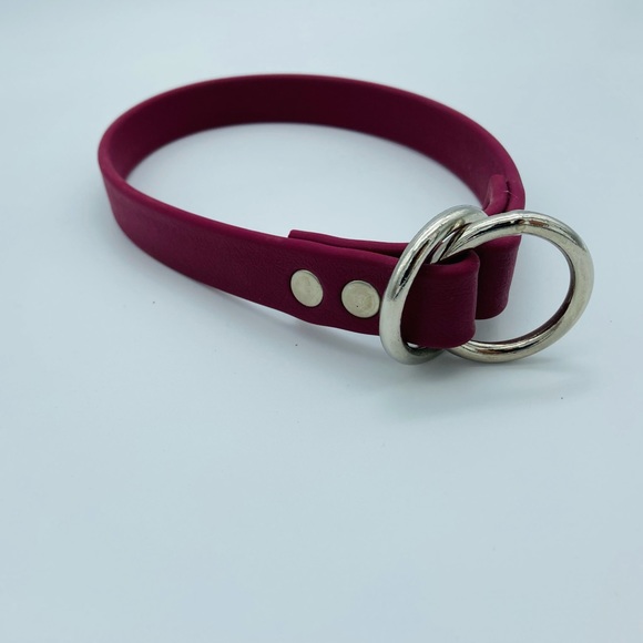 New burgundy BioThane dog collar 🐶 - Picture 2 of 5